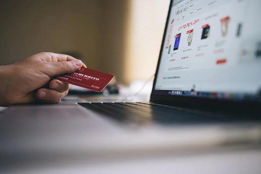 爱上海：Every step of tea production follows traditional methods